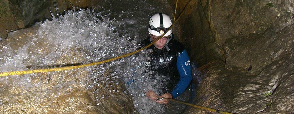 Nachtcanyoning